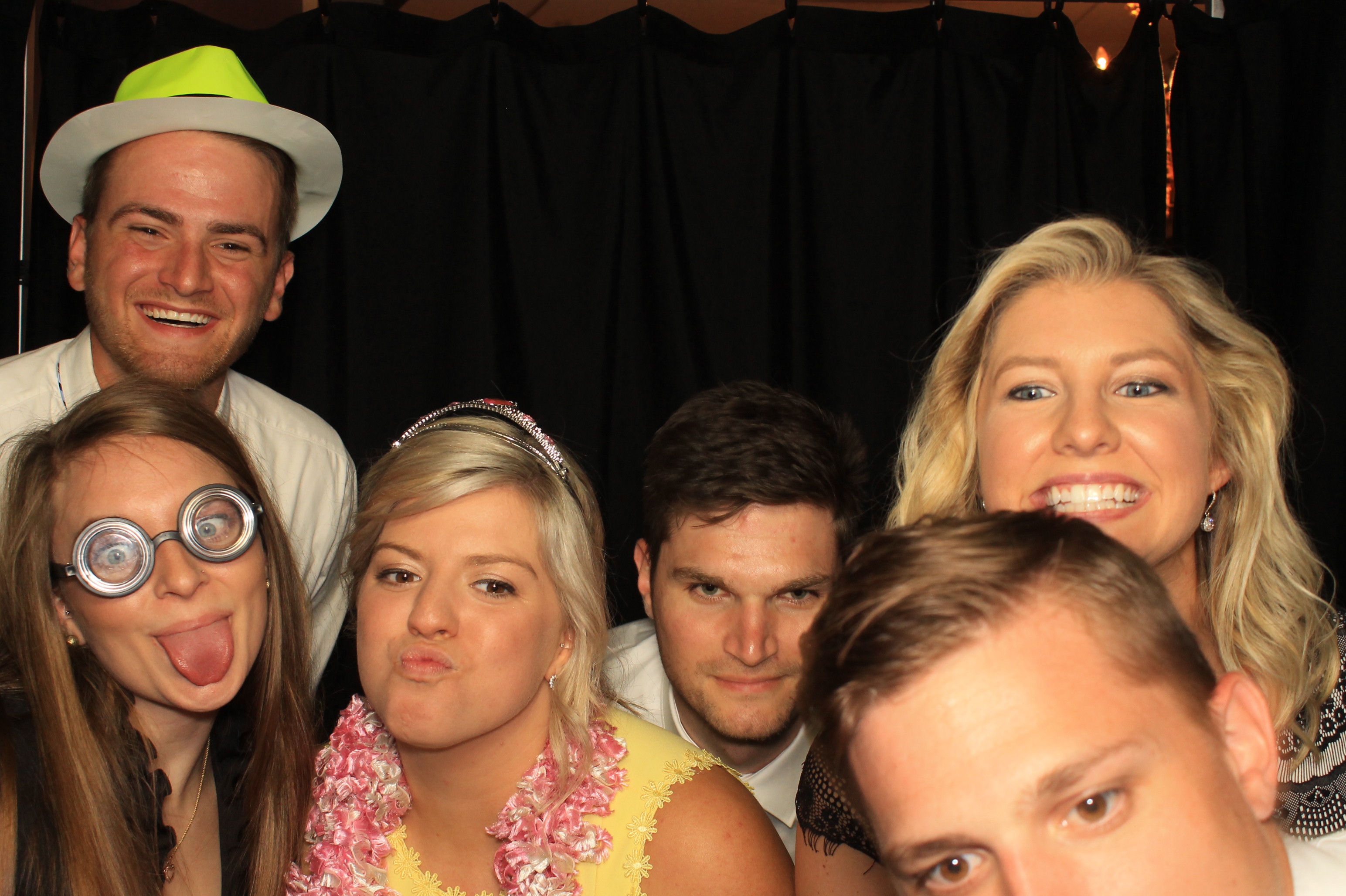 Meredith and Doug Wedding | View more photos from the event at gallery.photoboothcincy.com/u/PhotoBoothCincy/Meredith-and-Doug-Wedding
